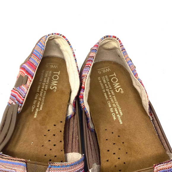 Toms - Picture 7 of 7